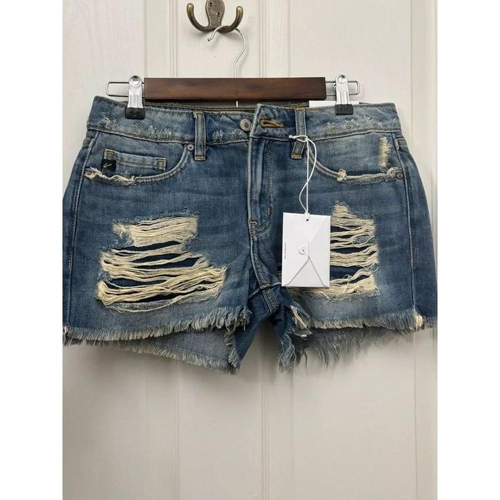 KanCan Women Medium Wash Distressed Shredded Raw Hem Denim Shorts Size 26 NWT